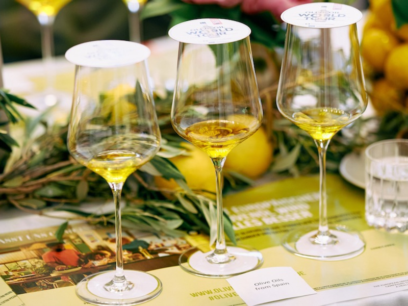 Europäische Olivenölimporte nach Deutschland sind in den letzten drei Jahren um fast 26 % gestiegen / Deutschland festigt weltweit siebten Platz in der Rangliste der Verbrauchermärkte - Foto: presseportal.de