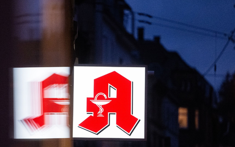 Dass Apotheken aus wirtschaftlichen Gründen schließen müssen, betifft insbesondere Apotheken in der Stadt. - Foto: Marijan Murat/dpa Dass Apotheken aus wirtschaftlichen Gründen schließen müssen, betifft insbesondere Apotheken in der Stadt. - Foto: Marijan Murat/dpa