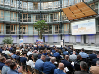 Kritische Infrastrukturen: Jeder KRITIS-Betreiber muss Sicherheit ganzheitlich denken und zur Chefsache machen / KÖTTER Security: Über 100 Teilnehmer bei der Sicherheitskonferenz STATE OF SECURITY - Foto: presseportal.de