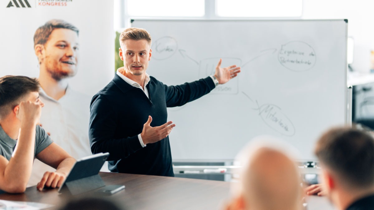 Marvin Flenche: 3 Gründe, warum sich Produkte nicht verkaufen und wie umsatz.io dabei helfen kann - Foto: presseportal.de