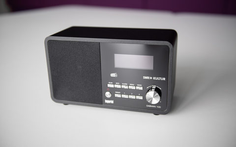 SWR verbessert DAB+-Versorgung im oberen Ahrtal / Neuer Standort im oberen Ahrtal/Kesseling in Betrieb genommen / Deutlich verbesserter digitaler Radioempfang daheim und unterwegs - Foto: presseportal.de SWR verbessert DAB+-Versorgung im oberen Ahrtal / Neuer Standort im oberen Ahrtal/Kesseling in Betrieb genommen / Deutlich verbesserter digitaler Radioempfang daheim und unterwegs - Foto: presseportal.de