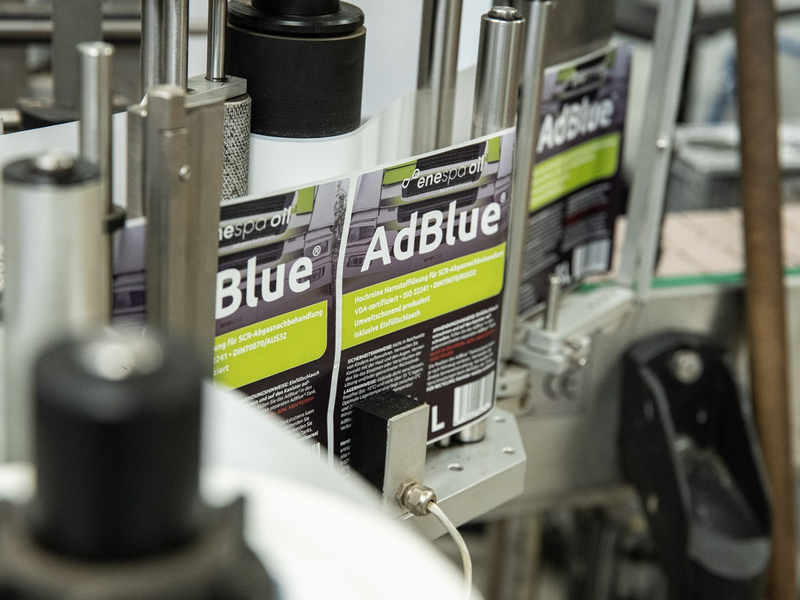 Neuer Standort in Bernsdorf eröffnet: enespa nimmt Produktion und Vertrieb des Betriebsstoffes AdBlue® auf - Foto: presseportal.de