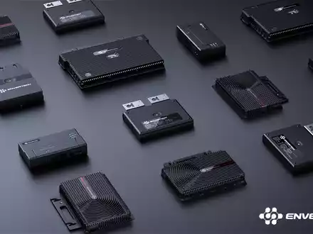 Envertech zeigt auf der Intersolar 2024 neue Mikrowechselrichter / Neues schwarzes Design, Bluetooth-Unterstützung und je nach Modell 2 oder 4 MPPT-Kanäle - Foto: presseportal.de