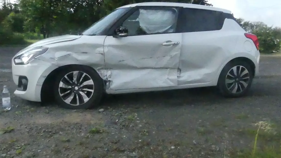 POL-GM: Verkehrsunfall an Kreuzung B483/K10 - Bild: presseportal.de