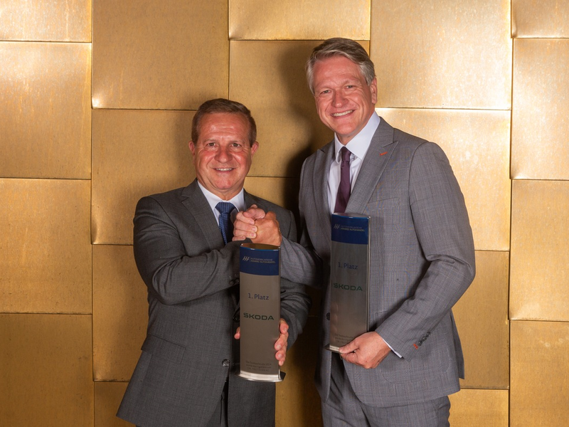 Zwei Siege beim Triple A Award: Škoda Händler überzeugen als beste Verkäufer - Foto: presseportal.de