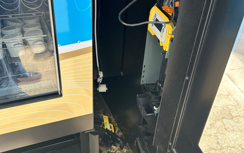 POL-PDLD: Eisautomat beschädigt - Zeugen gesucht - Foto: presseportal.de