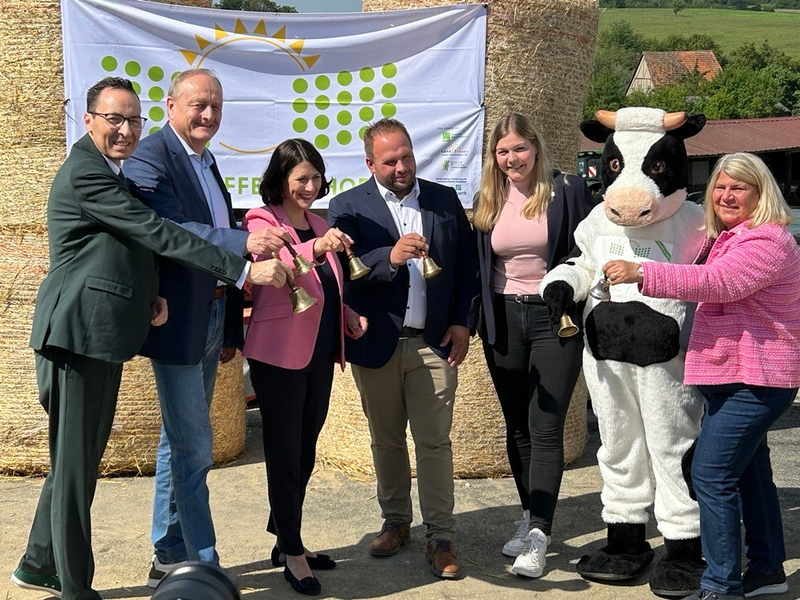 Startschuss: Tag des offenen Hofes 2024 / Hunderte Landwirtschaftsbetriebe öffnen am 8. und 9. Juni ihre Tore - Foto: presseportal.de