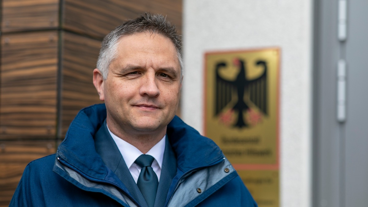 THW HH MV SH: Sören Ollhoff wird neuer Landesbeauftragter der Bundesanstalt Technisches Hilfswerk im Landesverband Hamburg, Mecklenburg-Vorpommern, Schleswig-Holstein - Foto: presseportal.de