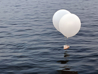 Nordkorea hat offenbar erneut Ballons mit Plastikbeuteln voller Müll nach Südkorea geschickt. - Foto: -/YNA/dpa