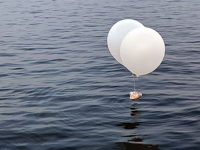 Nordkorea hat offenbar erneut Ballons mit Plastikbeuteln voller Müll nach Südkorea geschickt. - Foto: -/YNA/dpa