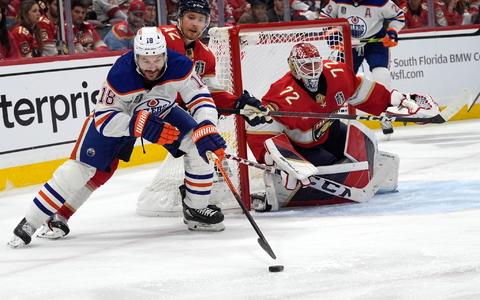 Die Edmonton Oilers unterlagen bei den Florida Panthers mit 0:3. - Foto: Wilfredo Lee/The Canadian Press via AP/dpa