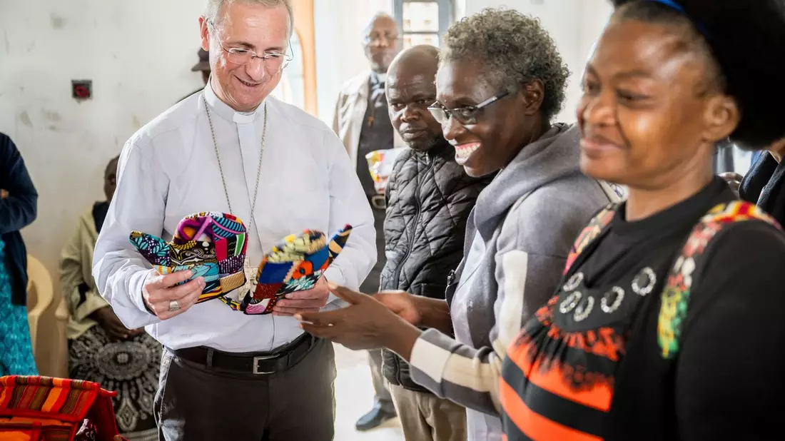 Erzbischof Heße beendet Reise nach Kenia - Bild: presseportal.de