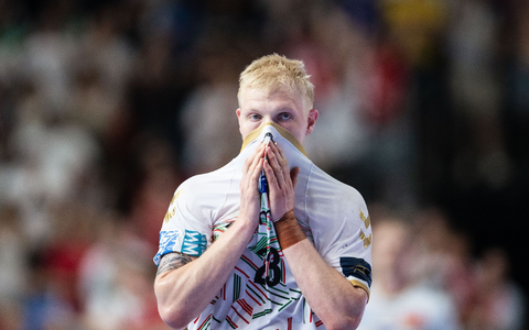 Magdeburgs Magnus Saugstrup war nach dem Aus gegen Aalborg enttäuscht. - Foto: Marius Becker/dpa