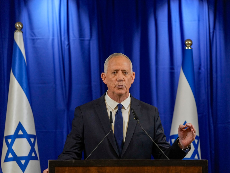 Wegen Meinungsverschiedenheiten über die Zukunft des Gazastreifens verlässt Minister Benny Gantz die in Israel nach dem Terroranschlag der islamistischen Hamas vom 7. Oktober gebildete Notstandsregierung. - Foto: Ohad Zwigenberg/AP