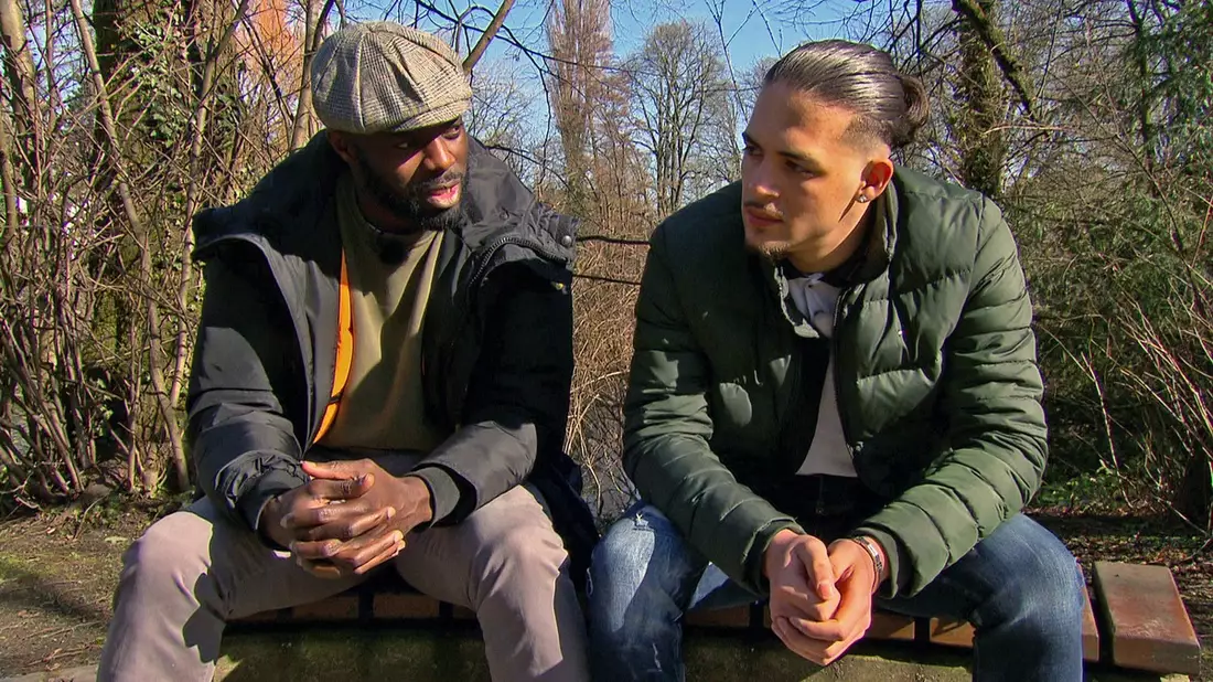 Abgestempelt!? Hans Sarpei will's wissen: Hans Sarpei begleitet kriminelle Jugendliche - Bild: presseportal.de