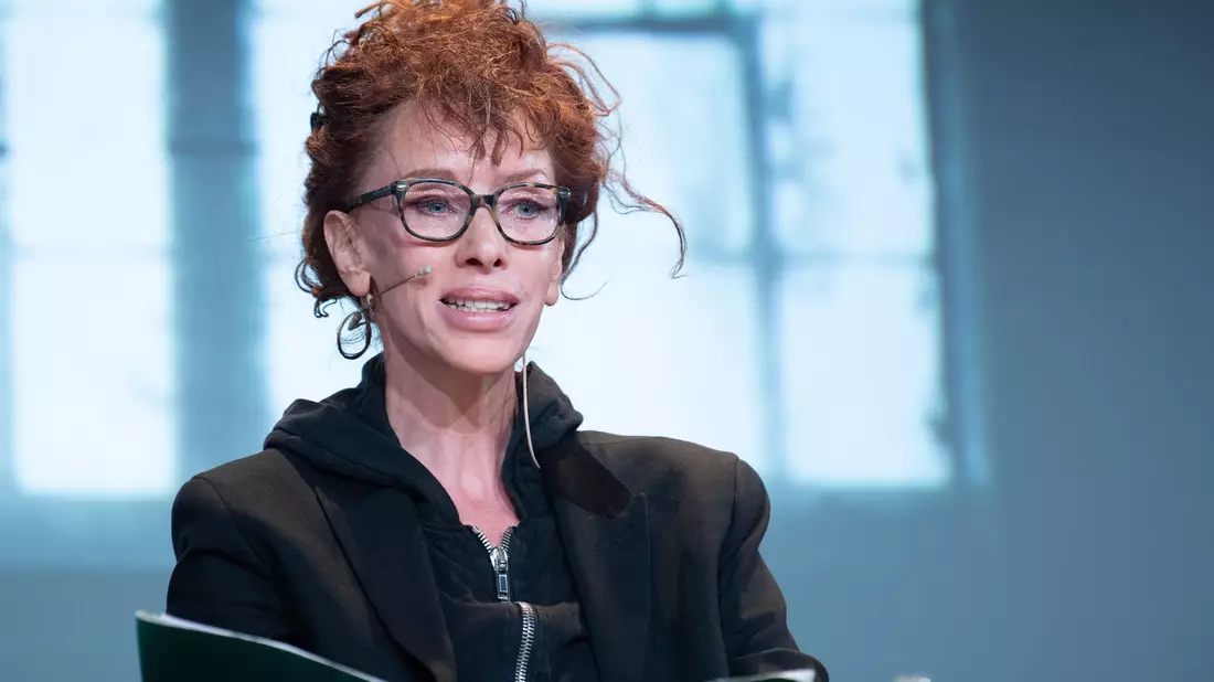 Sibylle Berg während der Digitalkonferenz re:publica in Berlin im Jahr 2019. - Bild: Soeren Stache/dpa
