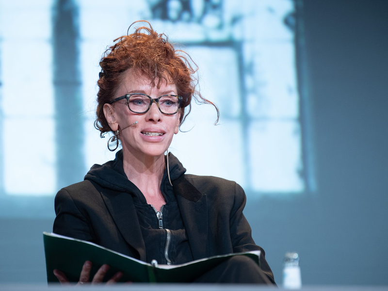 Sibylle Berg während der Digitalkonferenz re:publica in Berlin im Jahr 2019. - Foto: Soeren Stache/dpa