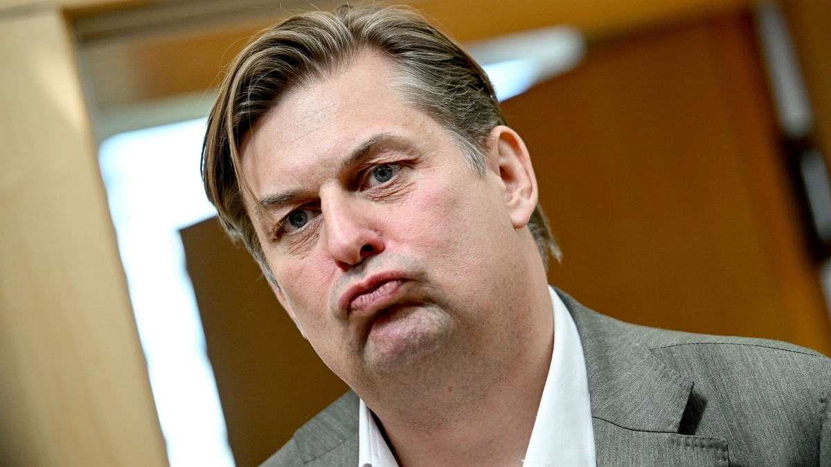 Nach der Entscheidung gegen seine Mitgliedschaft in der künftigen AfD-Europadelegation sagte Krah, er halte den Schritt für strategisch falsch. - Foto: Britta Pedersen/dpa