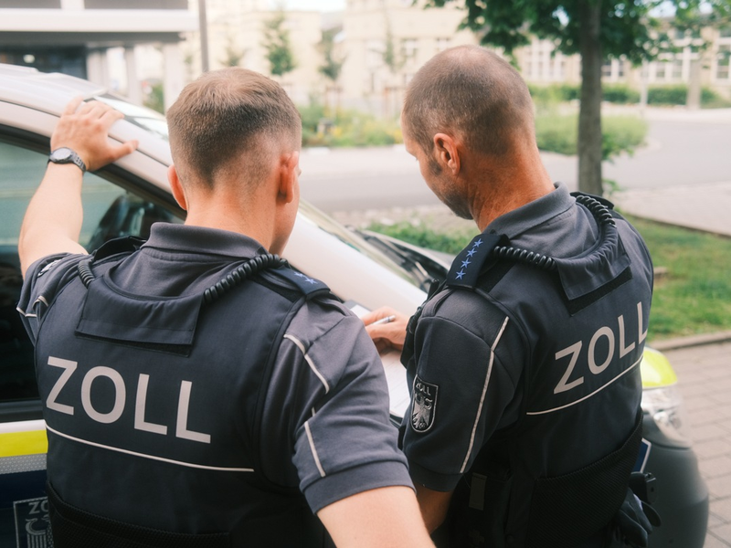 HZA-EF: Bundesweite Schwerpunktprüfung gegen Schwarzarbeit / Zoll kontrolliert Gaststätten in Thüringen und Südwestsachsen - Foto: presseportal.de