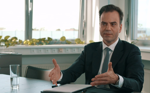 Konstantinos Vasiadis von der elvinci.de GmbH: Warum Retourenhändler auf den Kauf von Backöfen setzen sollten - 10 überzeugende Gründe - Foto: presseportal.de Konstantinos Vasiadis von der elvinci.de GmbH: Warum Retourenhändler auf den Kauf von Backöfen setzen sollten - 10 überzeugende Gründe - Foto: presseportal.de