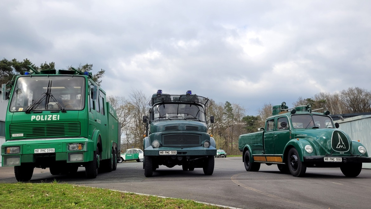 POL-MR: Blaulichtreffen im Polizeioldtimer Museum Zum Öffnungstag am 16. Juni begrüßen die Marburger viele Feuerwehroldies - Foto: presseportal.de