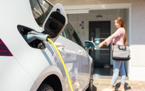 ACV fordert politische Maßnahmen gegen aktuelle Verunsicherung bei der Elektromobilität - Foto: presseportal.de