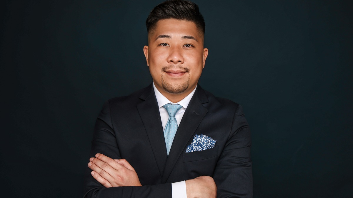 Duc Nguyen von der Stoneberg IT Recruitment GmbH: Ein starker Recruiting-Partner für Unternehmen aus der Engineering-Branche - Foto: presseportal.de