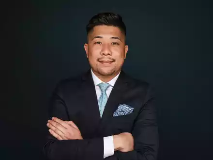 Duc Nguyen von der Stoneberg IT Recruitment GmbH: Ein starker Recruiting-Partner für Unternehmen aus der Engineering-Branche - Foto: presseportal.de