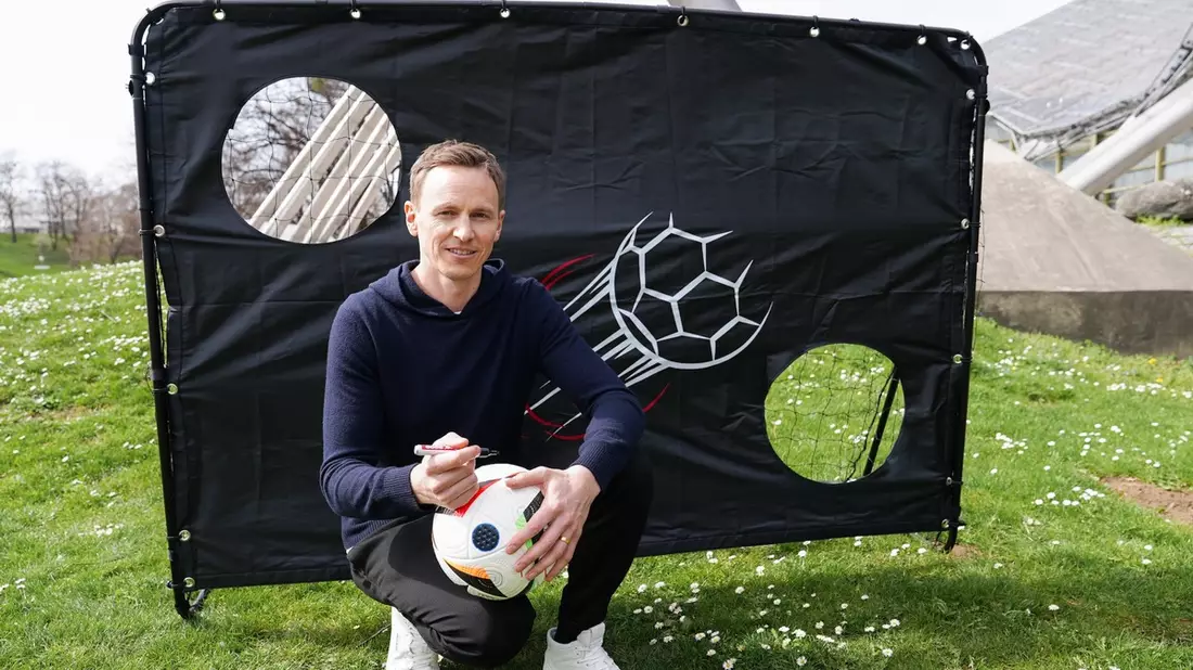 EM 2024: Jochen Breyer über Mannschaftsgeist, Turnierfavoriten und Ressourcenschutz - Bild: presseportal.de