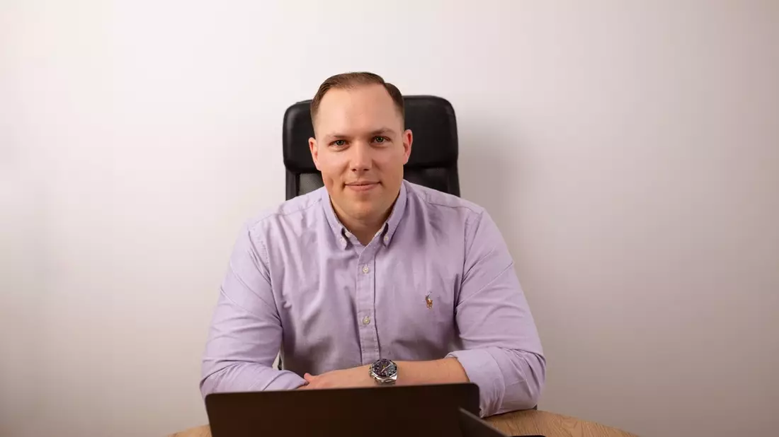 BMLR Marketing: Niklas Buchmüller gibt fünf Tipps, mit denen sich Unternehmen auf Google SGE vorbereiten, um ihre Sichtbarkeit zu verbessern - Bild: presseportal.de