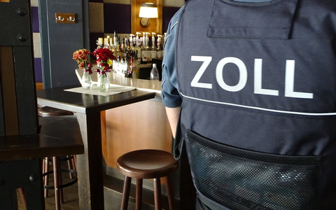 HZA-HST: Bundesweite Schwerpunktprüfung gegen Schwarzarbeit ./. Stralsunder Zoll überprüft Hotellerie und Gastronomie in Mecklenburg-Vorpommern - Foto: presseportal.de