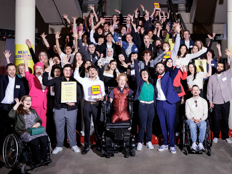 fair@school: Preis für Vielfalt und gegen Diskriminierung geht an drei Schulprojekte / Schulen aus Baden-Württemberg und NRW ausgezeichnet / Ehrenpreis für Trialog-Projekt zum Nahostkonflikt - Foto: presseportal.de