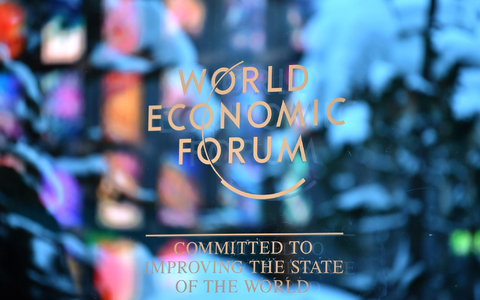 Das Weltwirtschaftsforum (WEF) fordert mehr Tempo bei der Behebung von Geschlechterdifferenzen. - Foto: Lian Yi/XinHua/dpa