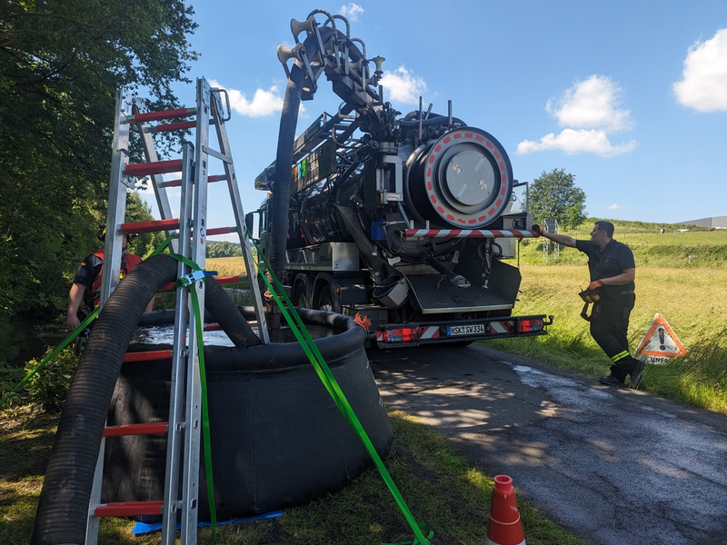 FW-AR: Großangelegte Waldbrandübung mit 120 Einsatzkräften erfolgreich durchgeführt - Foto: presseportal.de