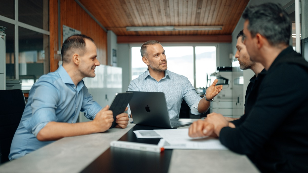 Der Kampf um die jungen Talente - 5 unkonventionelle Tipps, wie der Mittelstand jetzt Azubis anzieht - Foto: presseportal.de