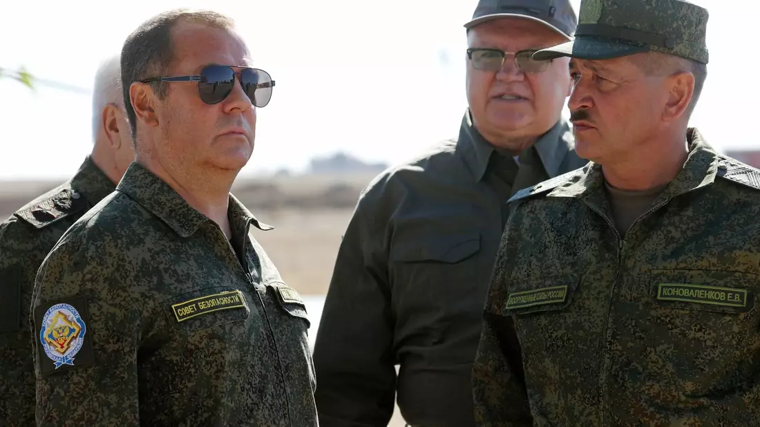 Medwedew droht der Nato mit Krieg. (Archivbild) - Bild: Ekaterina Shtukina/Pool Sputnik Kremlin/AP/dpa