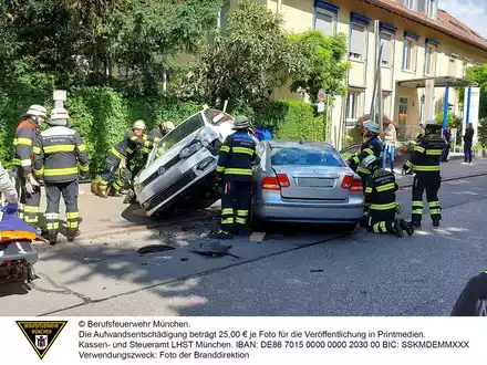 FW-M: Missglücktes Wendemanöver (Bogenhausen) - Foto: presseportal.de