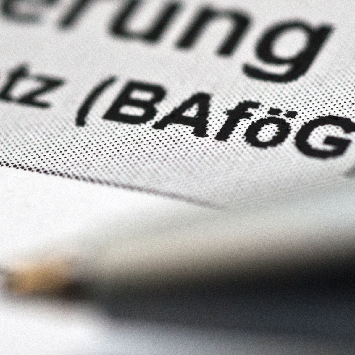 2023 bezogen nach Angaben des Statistischen Bundesamts insgesamt 635.600 Menschen Unterstützung nach dem Bundesausbildungsförderungsgesetz - kurz Bafög. - Foto: Andrea Warnecke/dpa-tmn/dpa