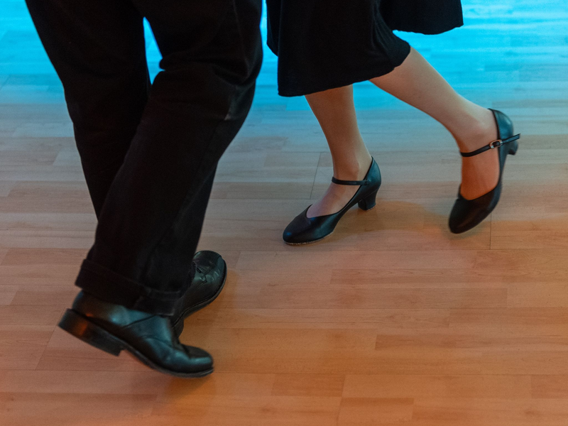 Die Forschenden finden erste Hinweise, dass es Persönlichkeitsunterschiede zwischen Tanzenden verschiedener Tanzstile geben könnte. - Foto: Robert Michael/dpa