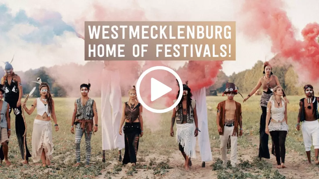 Westmecklenburg: Lebendige Festivalszene als Magnet für Fachkräfte / Video-Content, der auffällt: Kampagnenkonzept zur Werbung junger Fachkräfte gestartet - Bild: presseportal.de