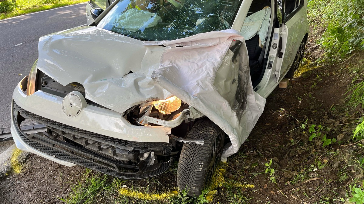 POL-RBK: Bergisch Gladbach - Drei Verletzte bei Verkehrsunfall in Bärbroich - Foto: presseportal.de