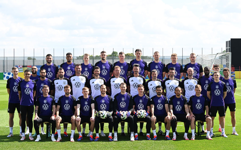 Das offizielle Mannschaftsfoto des DFB-Teams. - Foto: Federico Gambarini/dpa