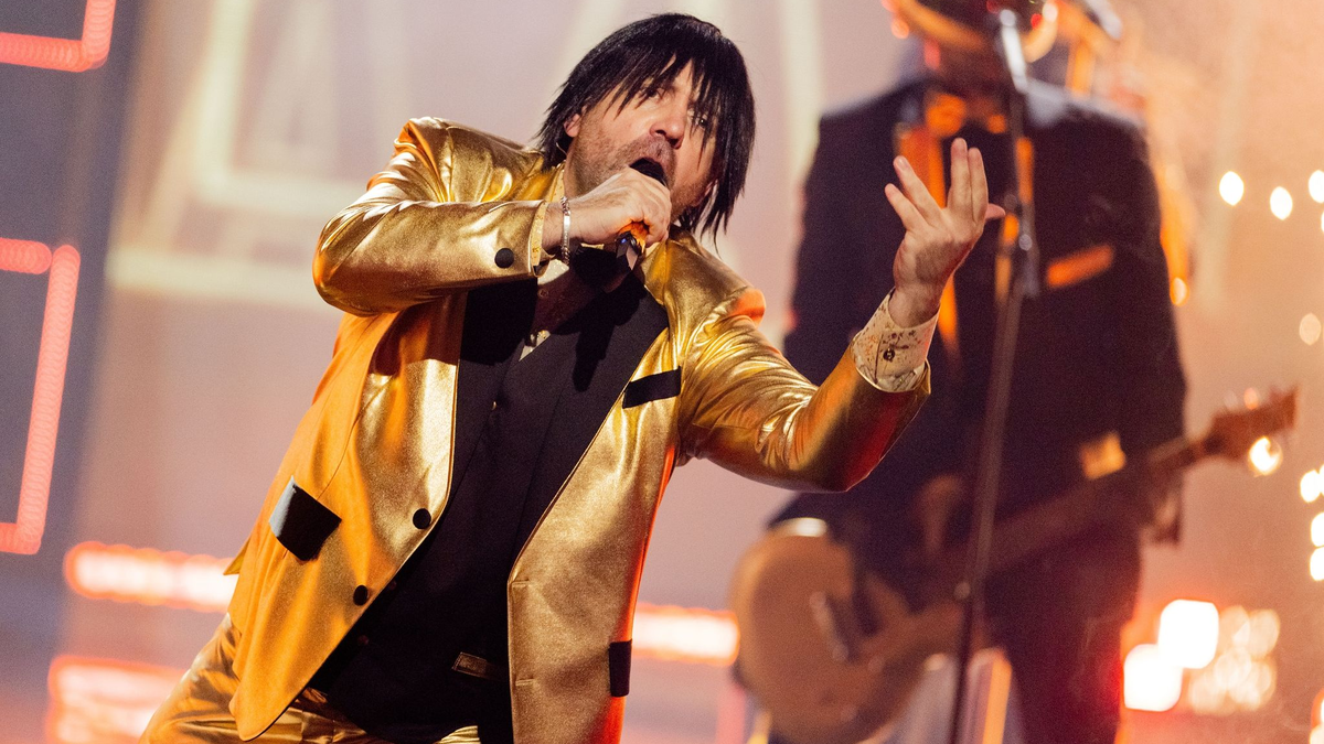 Ballermann-Star Ikke Hüftgold bei einem Auftritt in Köln. - Foto: Rolf Vennenbernd/dpa