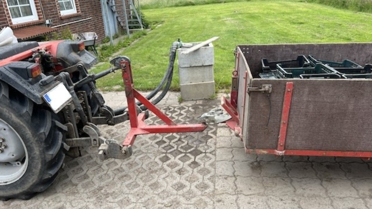 POL-LG: Kontrolle von land- und forstwirtschaftlichen Fahrzeugen in den Landkreisen Celle und Stade - Foto: presseportal.de