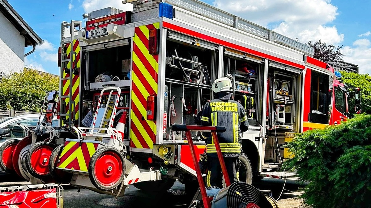 FW Dinslaken: Kellerbrand in Hiesfeld - Foto: presseportal.de