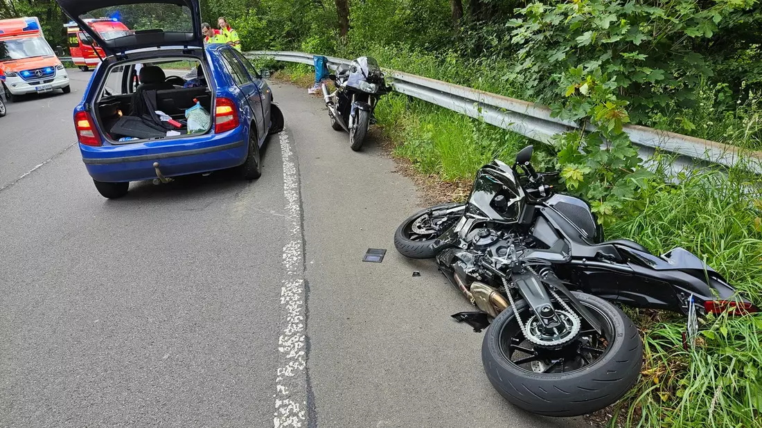 FW-EN: Tödlicher Verkehrsunfall auf Prioreier Straße - Bild: presseportal.de