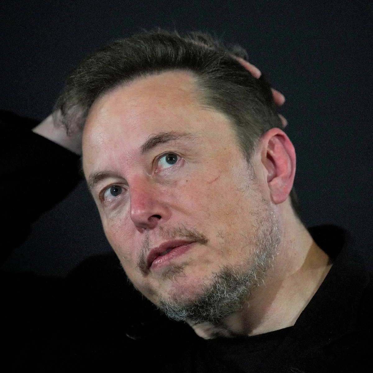 Musk hatte in Aussicht gestellt, er könne die Entwicklung von KI-Anwendungen auch anderswo vorantreiben, wenn er nicht mehr Kontrolle über Tesla bekommt. - Foto: Kirsty Wigglesworth/AP/dpa