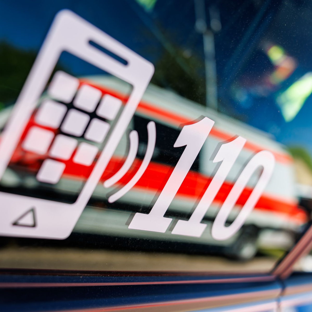 Bei einem SEK-Einsatz in Hamburg wurde ein Mann erschossen (Symbolbild). - Foto: Daniel Karmann/dpa