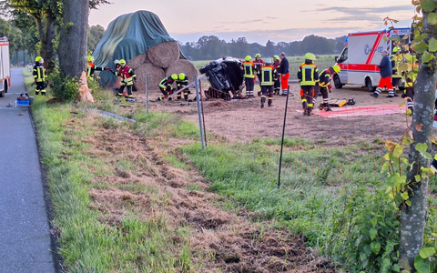 FW-ROW: Tödlicher Verkehrsunfall auf der K202 - Foto: presseportal.de