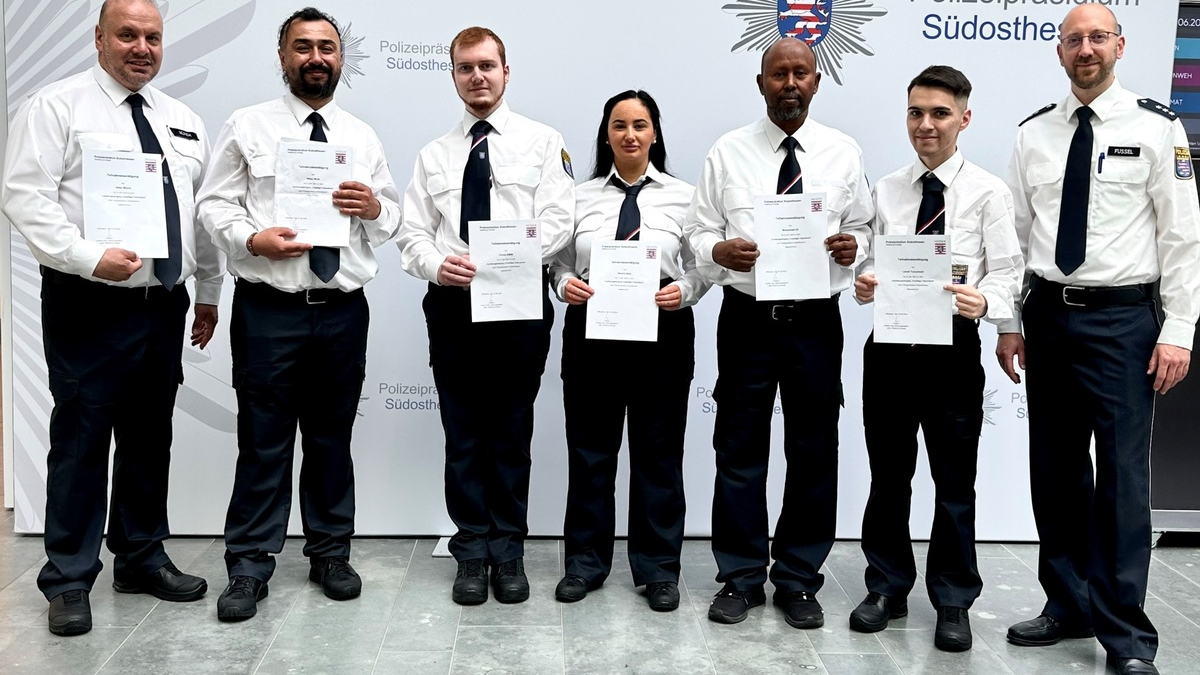 POL-OF: Verstärkung für den Freiwilligen Polizeidienst - Sechs neue Ehrenamtliche im Dienst - Foto: presseportal.de